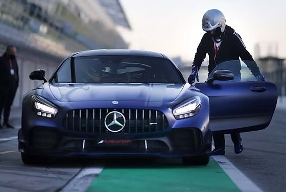3-LAP MERCEDES AMG GTR PRO MUGELLO CIRCUIT GUIDE